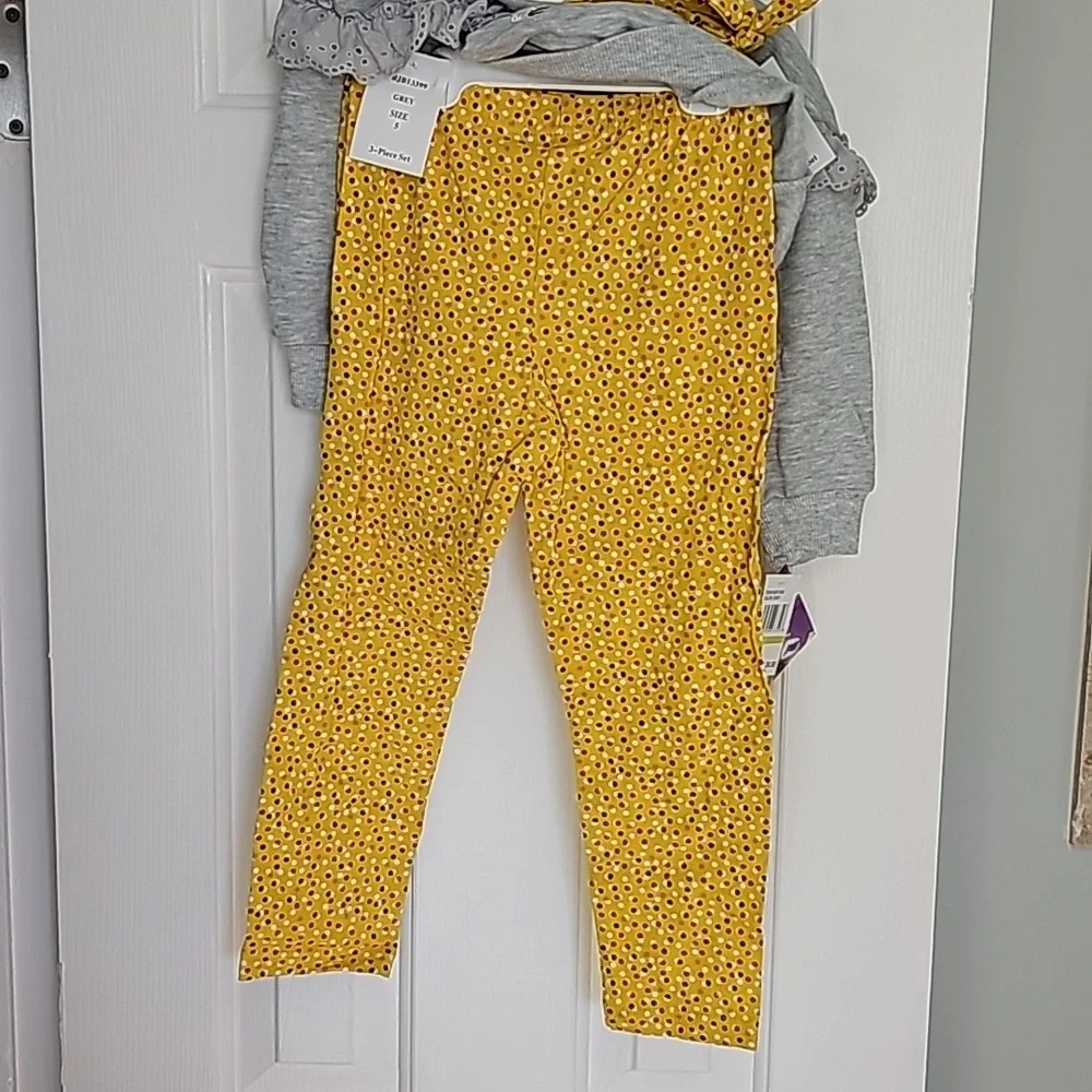Blueberi Blvd Gray and Yellow Outfit Kid's Top Size 4T Pants Size 5 - Picture 5 of 13